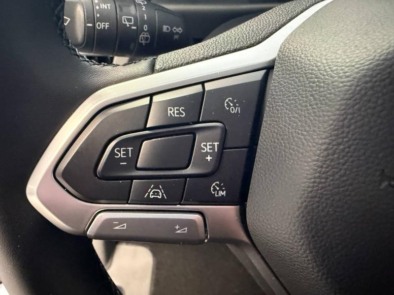 Occasion VOLKSWAGEN Caravelle L1 e 286ch 70kWh Life 2025 Stone Grey 51989 € à Haguenau