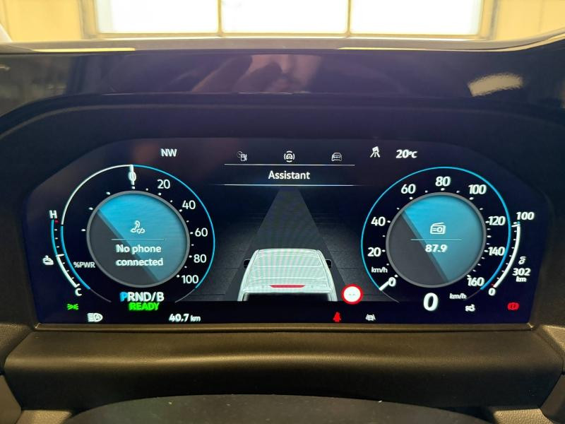 Occasion VOLKSWAGEN Caravelle L1 e 286ch 70kWh Life 2025 Stone Grey 51989 € à Haguenau