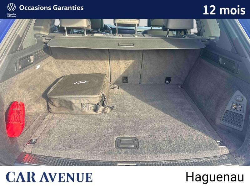 Occasion VOLKSWAGEN Touareg 3.0 TSI eHybrid 462ch R 4Motion BVA8 2020 Bleu Aquamarine 49889 € à Haguenau