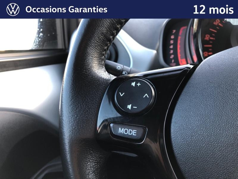 Used TOYOTA Aygo 1.0 VVT-i 69 ch x-play 5p / REGULATEUR / CAMERA / BLUETOOTH 2015 Gris Eclipse € 8990 in Haguenau