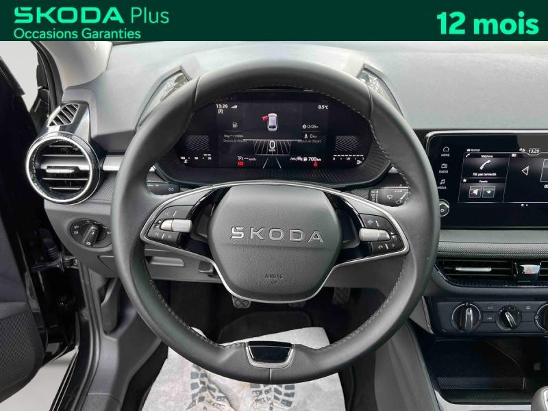 Occasion SKODA Fabia 1.0 TSI 95 Selection / APP Connect / Caméra / Kessy / Feux LED / Aide au Stationnement / Régul 2025 Noir Magic nacré 17989 € à Haguenau