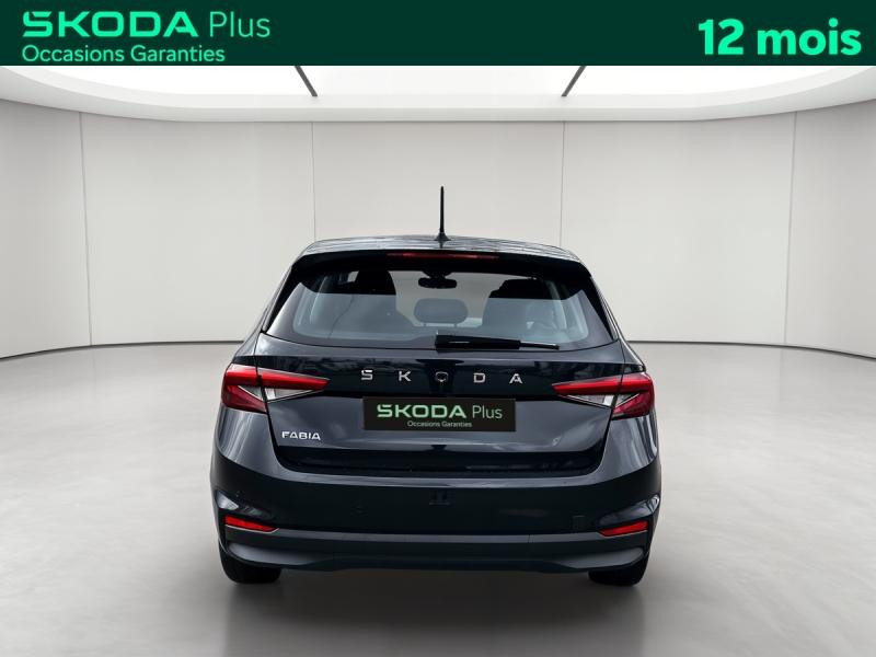 Occasion SKODA Fabia 1.0 TSI 95 Selection / APP Connect / Caméra / Kessy / Feux LED / Aide au Stationnement / Régul 2025 Noir Magic nacré 17989 € à Haguenau
