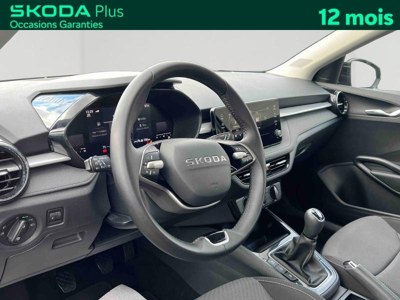 Occasion SKODA Fabia 1.0 TSI 95 Selection / APP Connect / Caméra / Kessy / Feux LED / Aide au Stationnement / Régul 2025 Noir Magic nacré 17989 € à Haguenau