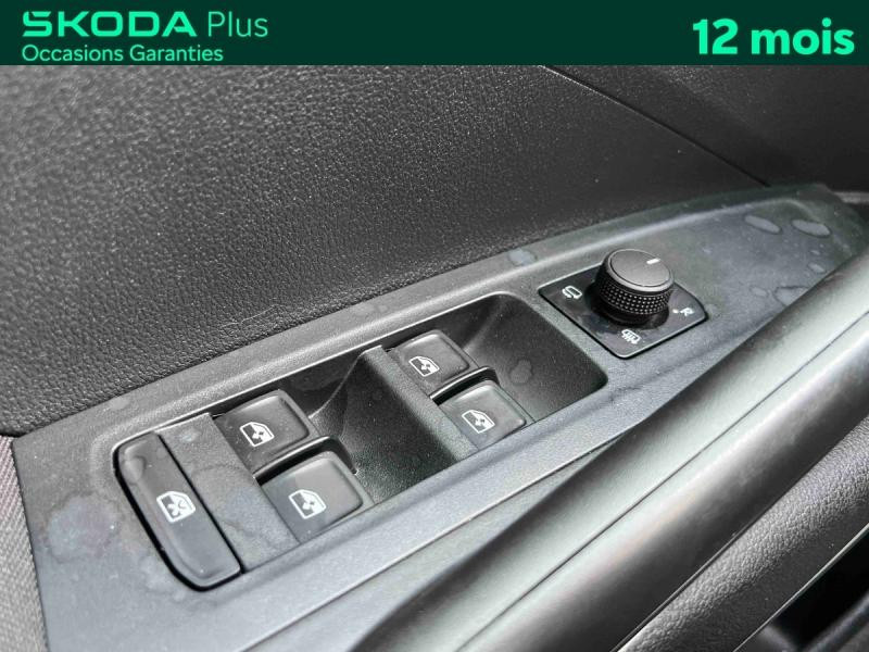 Occasion SKODA Fabia 1.0 TSI 95 Selection / APP Connect / Caméra / Kessy / Feux LED / Aide au Stationnement / Régul 2025 Noir Magic nacré 17989 € à Haguenau