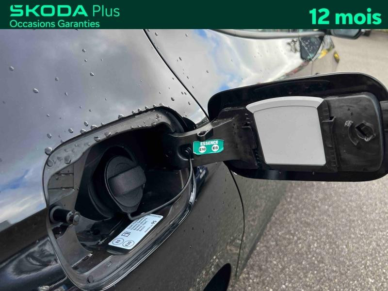 Occasion SKODA Fabia 1.0 TSI 95 Selection / APP Connect / Caméra / Kessy / Feux LED / Aide au Stationnement / Régul 2025 Noir Magic nacré 17989 € à Haguenau