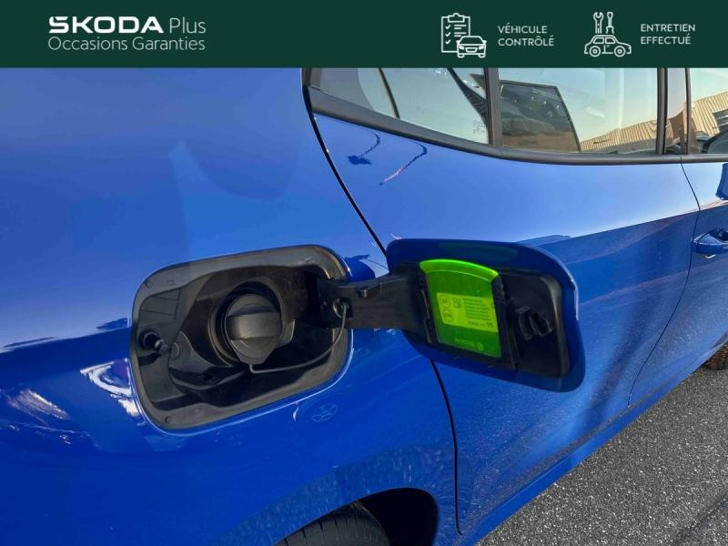 Occasion SKODA Fabia 1.0 TSI 95 ch Ambition / FULL LINK / CAMERA / REGULATEUR / 2023 Bleu 15489 € à Haguenau