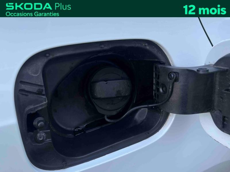 Occasion SKODA Octavia Combi 2.0 TSI 230 ch RS DSG6 / GPS / RADAR AV AR / SMART LINK 2017 Blanc 18989 € à Haguenau