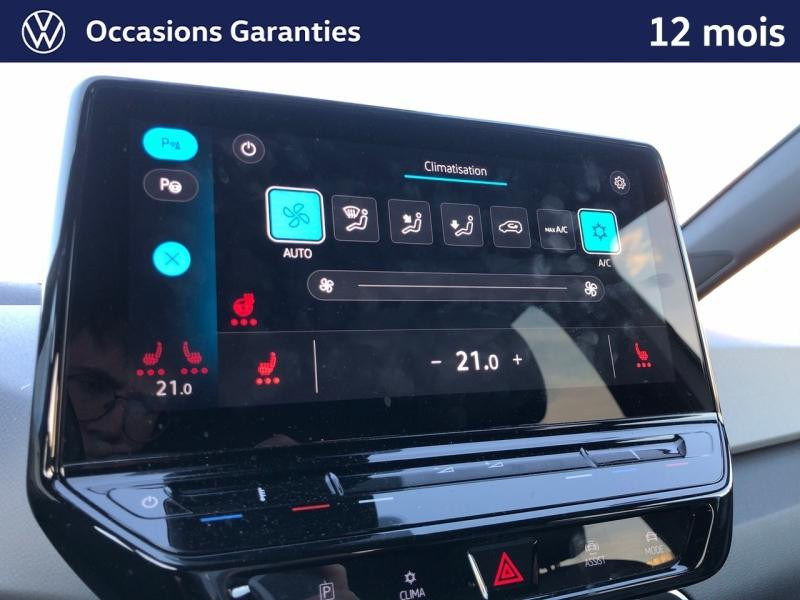 Occasion VOLKSWAGEN ID.3 204 ch Pro S 77 kWh Active / GPS / ACC / CAMERA / SIEGES ET VOLANT CHAUFFANTS / APP CONNECT 2023 Blanc Glacier Métal/Toit/Hayon Noir 21989 € à Haguenau