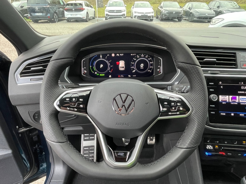 Used VOLKSWAGEN Tiguan 1.4 eHybrid 245 ch R-Line DSG6 2024 Nightshade Blue métallisée € 44989 in Saverne