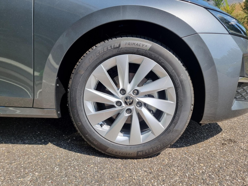 Occasion SKODA Octavia 1.5 TSI ACT Hybrid 116 ch Selection DSG7 / GPS / JANTES ALU / ACC / SIEGES CHAUFFANTS 2024 Gris Graphite métallisée 29989 € à Saverne