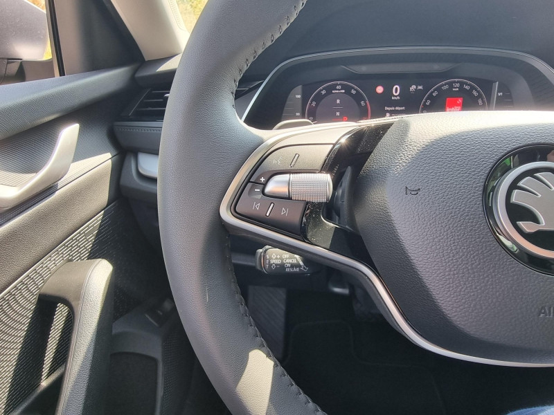Occasion SKODA Octavia 1.5 TSI ACT Hybrid 116 ch Selection DSG7 / GPS / JANTES ALU / ACC / SIEGES CHAUFFANTS 2024 Gris Graphite métallisée 29989 € à Saverne