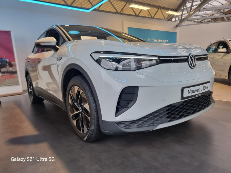 Used VOLKSWAGEN ID.4 174ch Pro 77 kWh 2023 Blanc Glacier Métallisée / Toit Noir € 32989 in Saverne