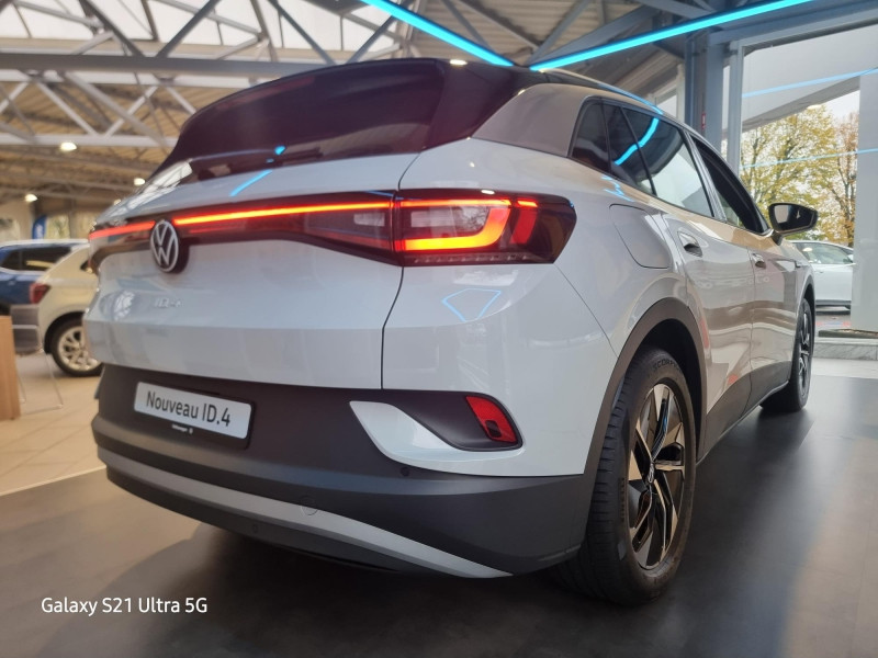 Used VOLKSWAGEN ID.4 174ch Pro 77 kWh 2023 Blanc Glacier Métallisée / Toit Noir € 32989 in Saverne