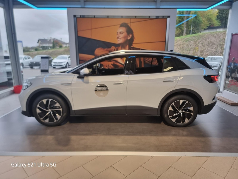 Used VOLKSWAGEN ID.4 174ch Pro 77 kWh 2023 Blanc Glacier Métallisée / Toit Noir € 32989 in Saverne