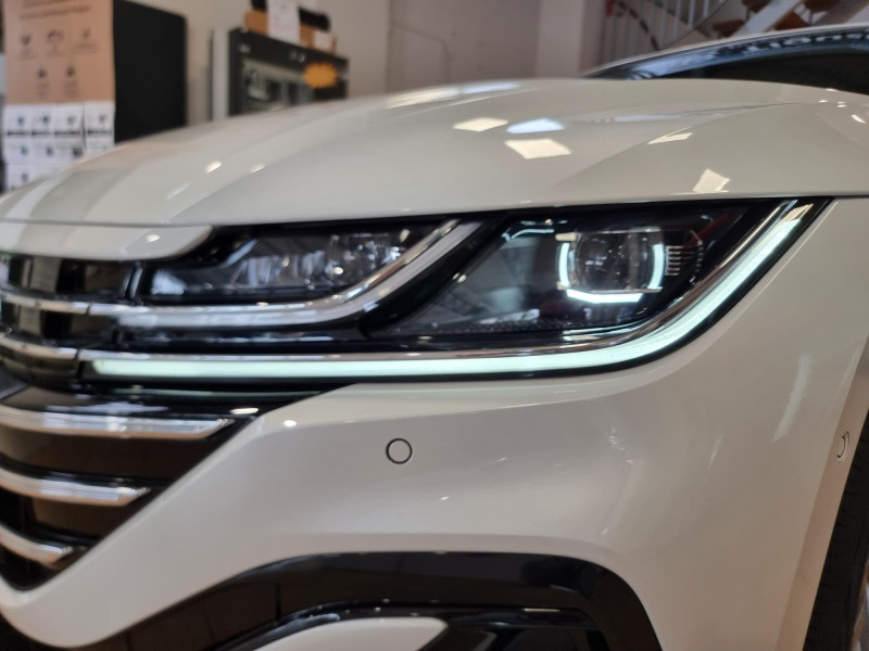 Occasion VOLKSWAGEN Arteon ShootingBrake 1.4 TSI eHybrid OPF 218 ch R-Line DSG6 2024 Blanc Oryx nacrée 47989 € à Sarrebourg