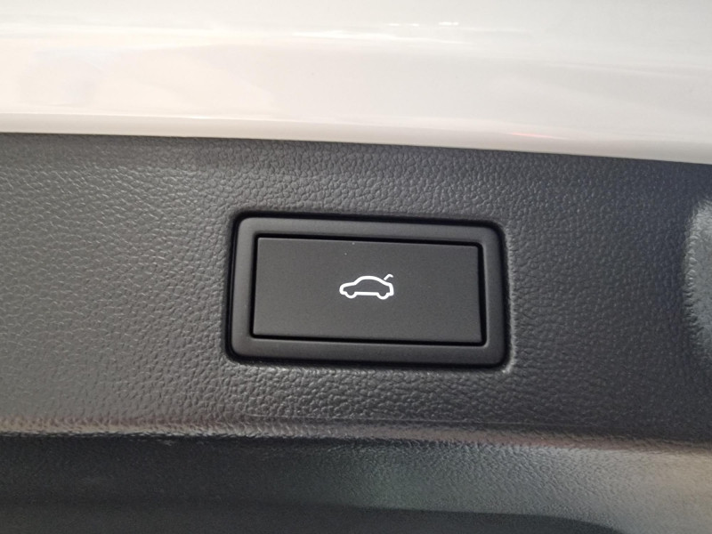 Occasion VOLKSWAGEN Arteon ShootingBrake 1.4 TSI eHybrid OPF 218 ch R-Line DSG6 2024 Blanc Oryx nacrée 47989 € à Sarrebourg