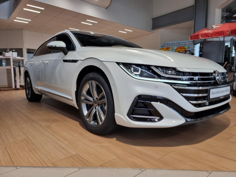 Occasion VOLKSWAGEN Arteon ShootingBrake 1.4 TSI eHybrid OPF 218 ch R-Line DSG6 2024 Blanc Oryx nacrée 47989 € à Sarrebourg