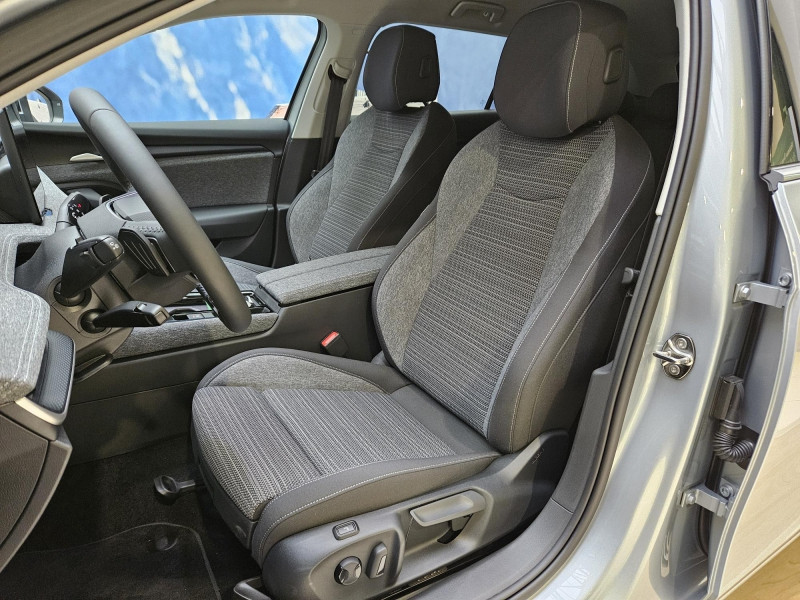 Used SKODA Superb Combi 2.0 TDI SCR 150 ch Selection DSG7 2024 Gris Minéral métallisée € 39489 in Sarrebourg