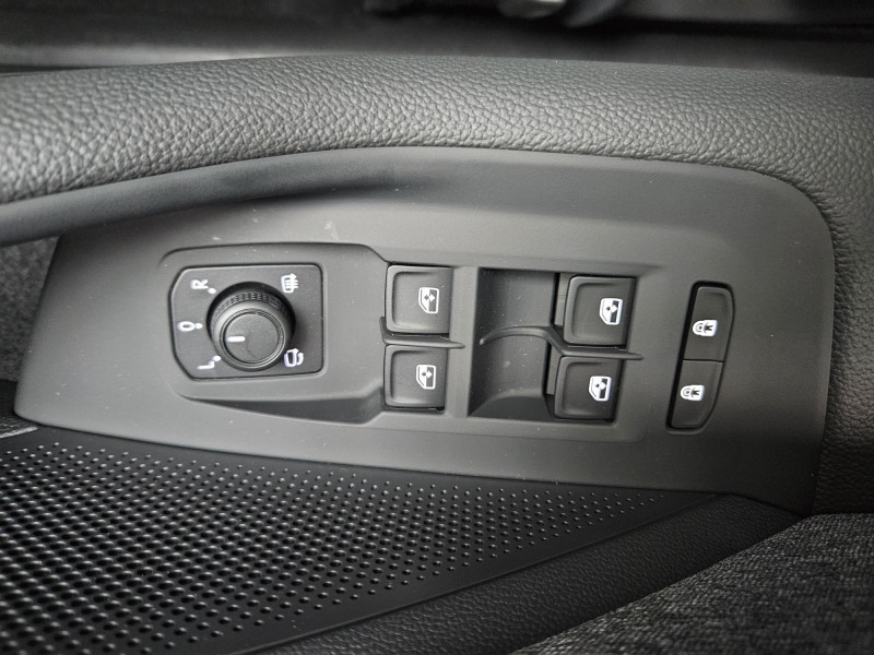 Used SKODA Superb Combi 2.0 TDI SCR 150 ch Selection DSG7 2024 Gris Minéral métallisée € 39489 in Sarrebourg