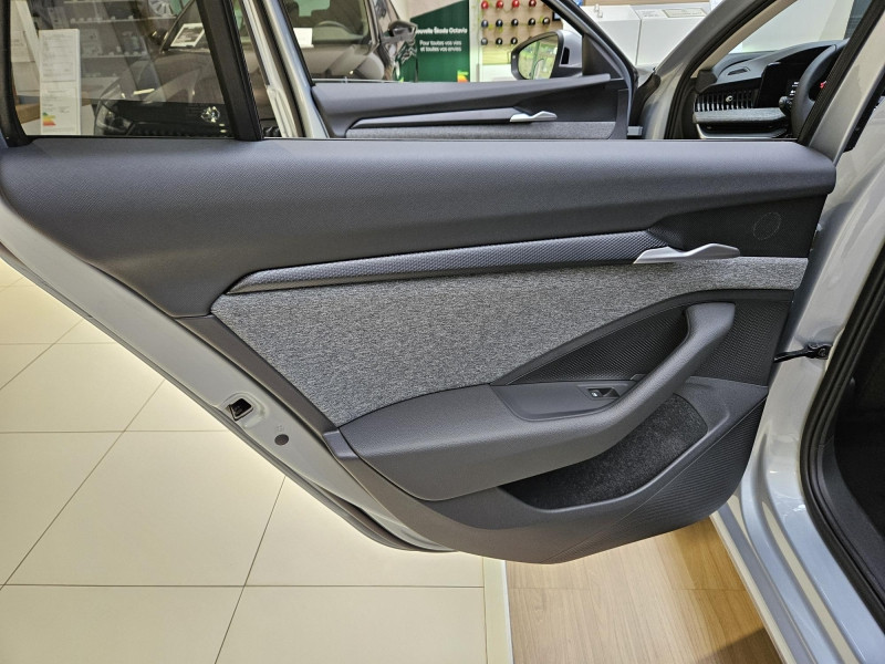 Used SKODA Superb Combi 2.0 TDI SCR 150 ch Selection DSG7 2024 Gris Minéral métallisée € 39489 in Sarrebourg
