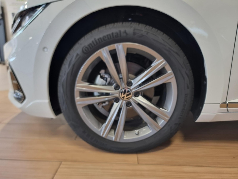 Occasion VOLKSWAGEN Arteon ShootingBrake 1.4 TSI eHybrid OPF 218 ch R-Line DSG6 2024 Blanc Oryx nacrée 47989 € à Sarrebourg