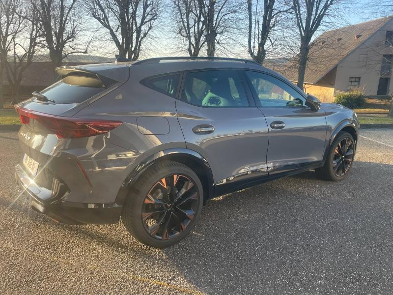 Used CUPRA Formentor 1.5 eHybrid 204 ch V DSG6 2024 Gris Graphène personnalisé € 45489 in Sarrebourg