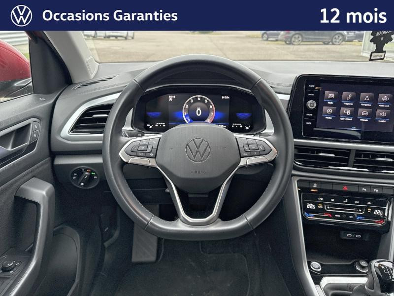 Occasion VOLKSWAGEN T-Roc 1.0 TSI 110ch Life 2022 Rouge Roi métallisée 21489 € à Sarrebourg