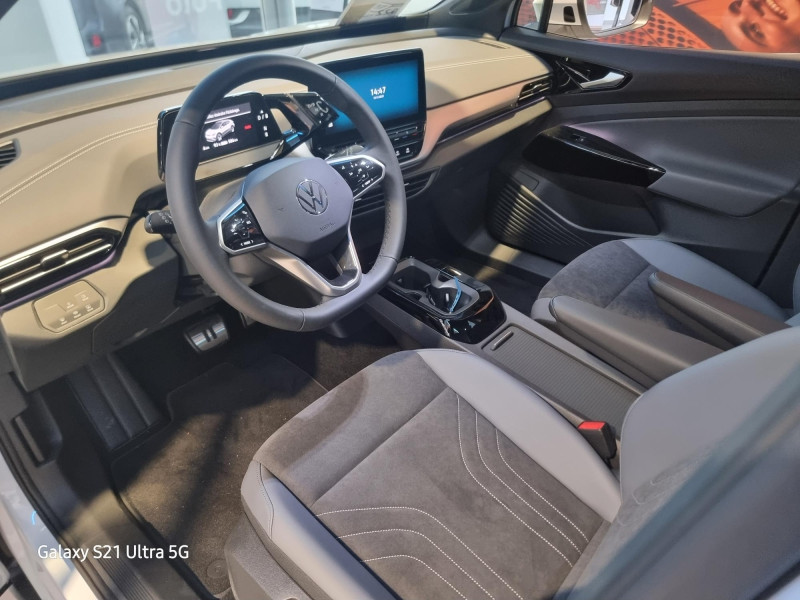 Occasion VOLKSWAGEN ID.4 174ch Pro 77 kWh 2023 Blanc Glacier Métallisée / Toit Noir 29989 € à Sarrebourg