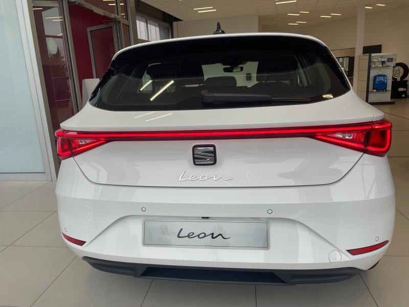 Occasion SEAT Leon 2.0 TDI 150 ch Business DSG7 2025 Blanc Candy 29989 € à Sarrebourg