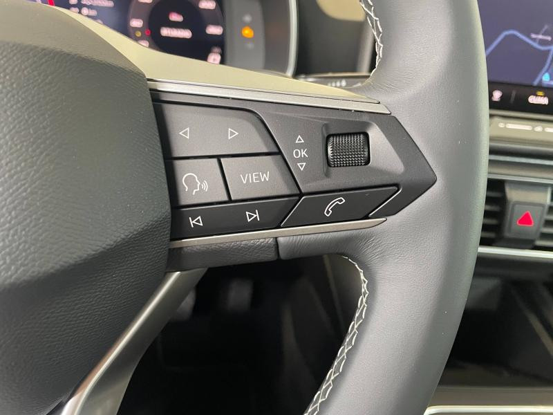 Occasion SEAT Leon 2.0 TDI 150 ch Business DSG7 2025 Blanc Candy 29989 € à Sarrebourg