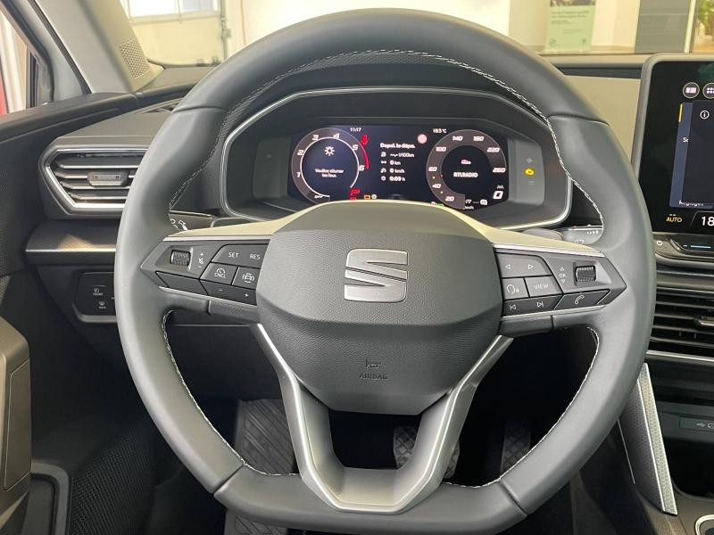 Occasion SEAT Leon 2.0 TDI 150 ch Business DSG7 2025 Blanc Candy 29989 € à Sarrebourg