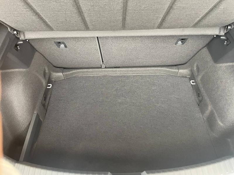 Occasion SEAT Leon 2.0 TDI 150 ch Business DSG7 2025 Blanc Candy 29989 € à Sarrebourg