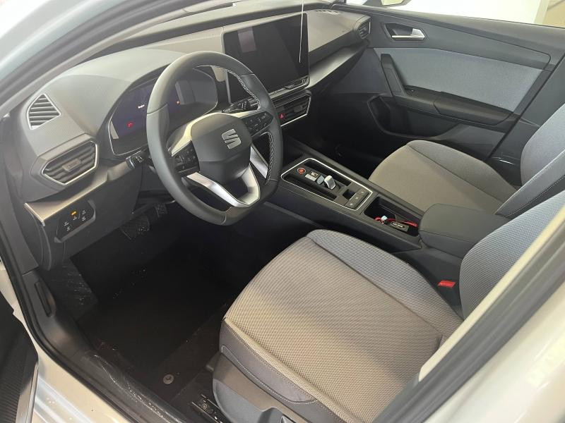 Used SEAT Leon 1.5 eTSI Hybrid 115 ch Copa DSG7 2025 Blanc Nevada Métal € 25989 in Sarrebourg