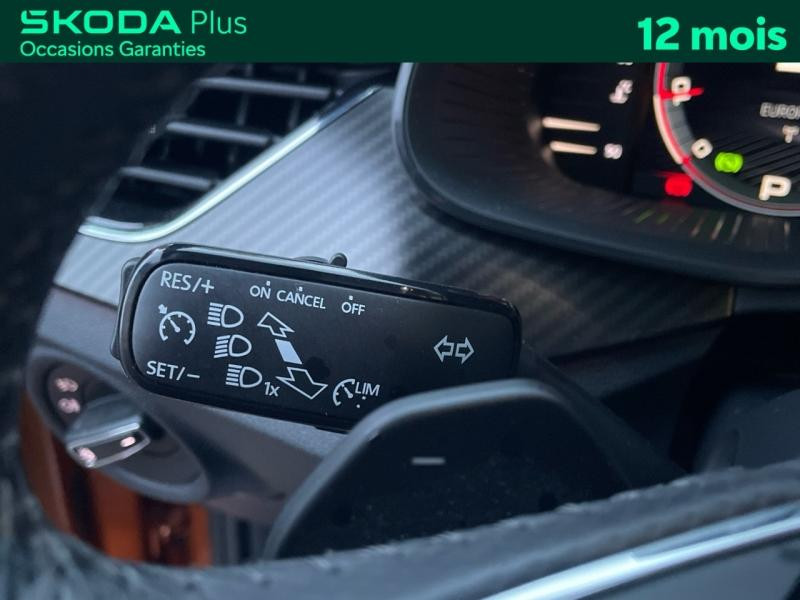 Used SKODA Kamiq 1.0 TSI 110 Ch Monte-Carlo DSG7 / Caméra / GPS / Toit Panoramique / Sièges chauffant / Volant 2023 Orange Phoenix métallisé premium € 22989 in Sarrebourg