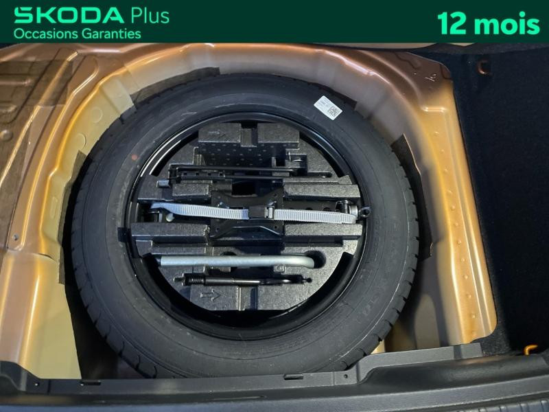 Used SKODA Kamiq 1.0 TSI 110 Ch Monte-Carlo DSG7 / Caméra / GPS / Toit Panoramique / Sièges chauffant / Volant 2023 Orange Phoenix métallisé premium € 22989 in Sarrebourg