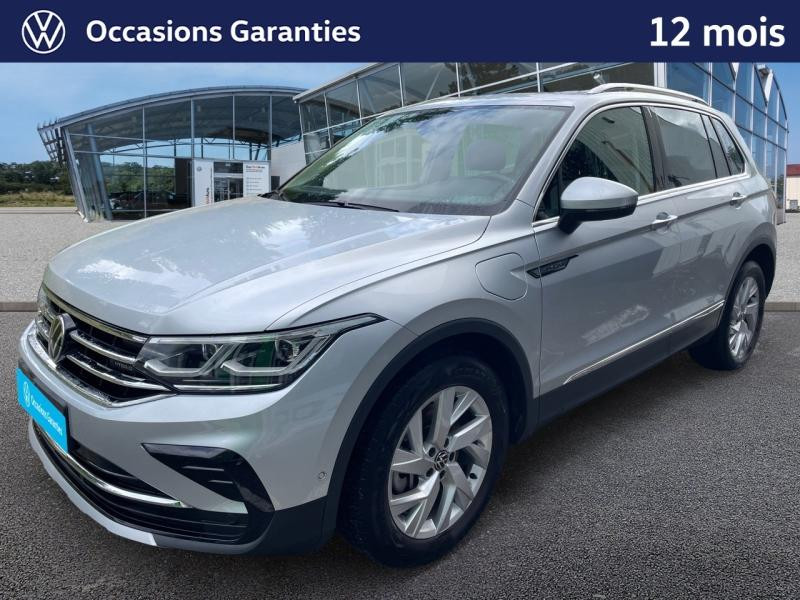 Occasion VOLKSWAGEN Tiguan 1.4 eHybrid 245 Elegance DSG6 / Toit Ouvrant / Caméra 360 / Feux Matrix LED / Attelage 2022 Reflet d'Argent métallisée 27989 € à Sarrebourg