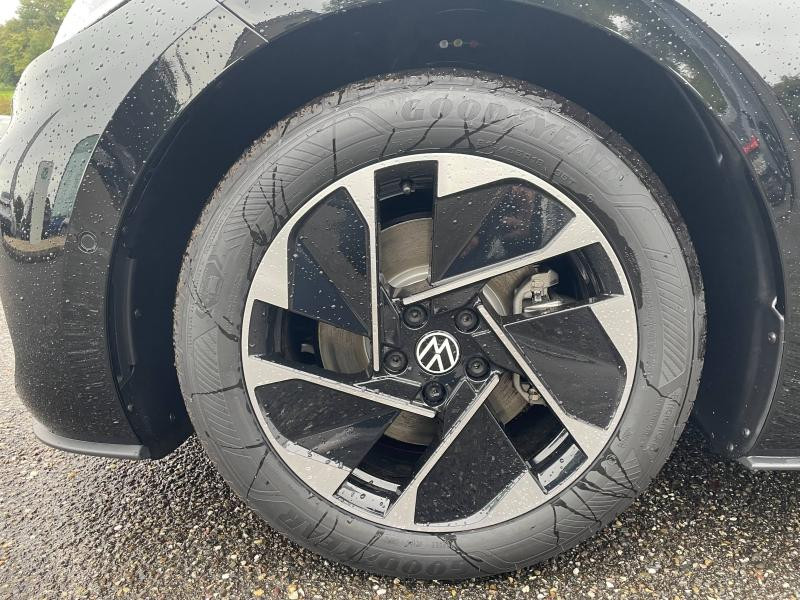 Used VOLKSWAGEN ID.3 204ch Pro 59 kWh Life Max 2025 Noir Ébène Métal/Toit/Hayon Noir € 31789 in Sarrebourg