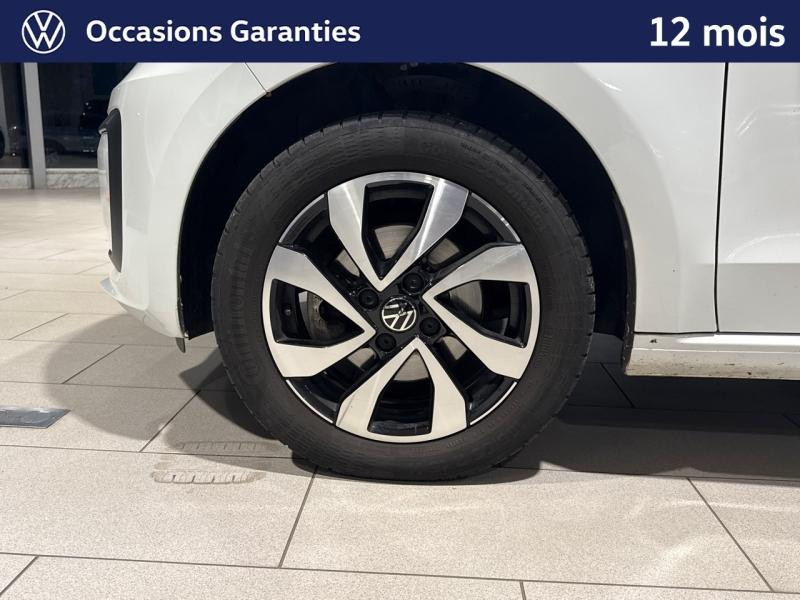 Used VOLKSWAGEN up! 1.0 65 Active 5 portes / Caméra / Bluetooth / Aide au Stationnement / Régulateur 2022 Blanc Pur € 9989 in Sarrebourg