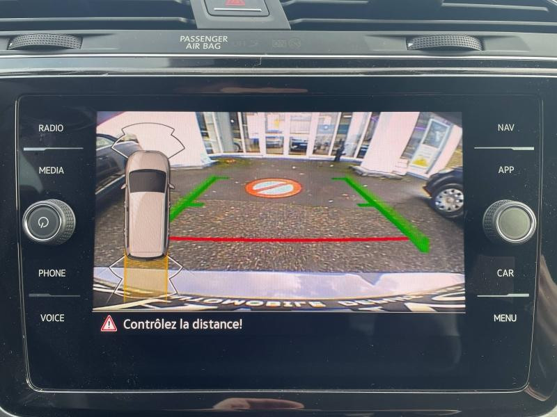 Used VOLKSWAGEN Touran 2.0 TDI 150 Ch R-Line DSG7 /7 places / Caméra / Hayon électrique / Détecteur Angle Mort / App 2025 Gris Dauphin Métallisée € 44989 in Sarrebourg