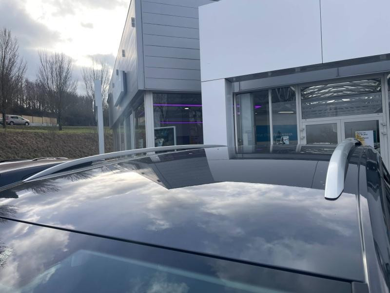 Used VOLKSWAGEN Touran 2.0 TDI 150 Ch R-Line DSG7 /7 places / Caméra / Hayon électrique / Détecteur Angle Mort / App 2025 Gris Dauphin Métallisée € 44989 in Sarrebourg
