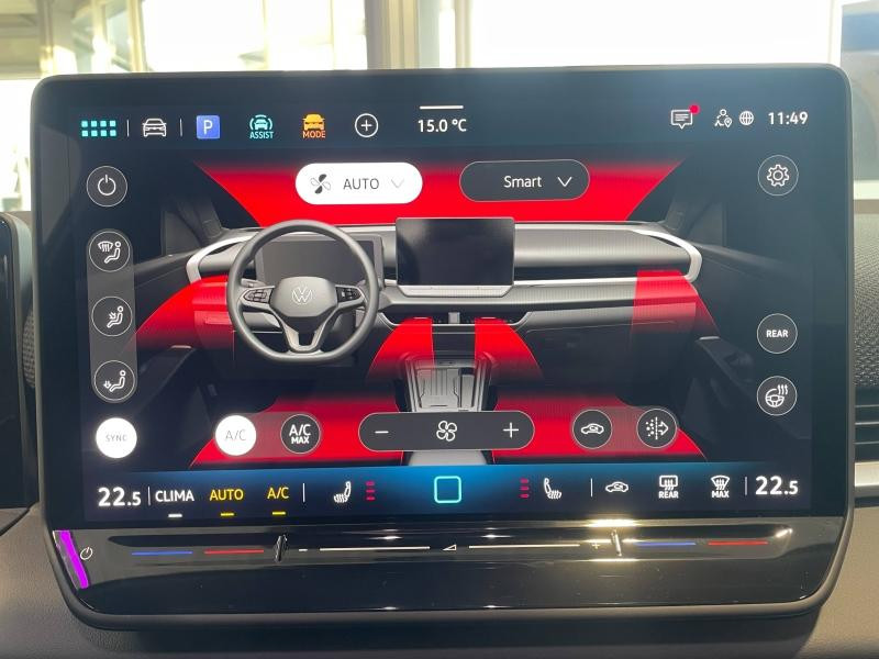 Used VOLKSWAGEN T-Roc 1.5 eTSI 150 Ch R-Line DSG7 / GPS / Caméra  360° / Siège chauffant avant  / Hayon électrique / 2025 Blanc Pur/Toit Noir € 41289 in Sarrebourg