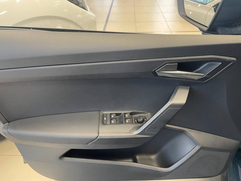 Used SEAT Arona 1.0 TSI 95ch Copa BVM 5 / Caméra / Digital Cockpit / Roue de secours / App Connect 2025 Bleu € 20389 in Sarrebourg