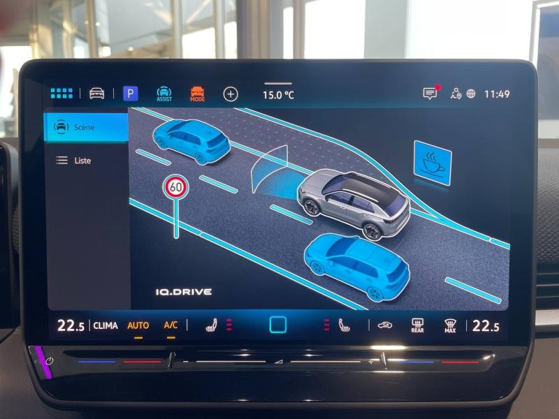 Used VOLKSWAGEN T-Roc 1.5 eTSI 150 Ch R-Line DSG7 / GPS / Caméra  360° / Siège chauffant avant  / Hayon électrique / 2025 Blanc Pur/Toit Noir € 41289 in Sarrebourg