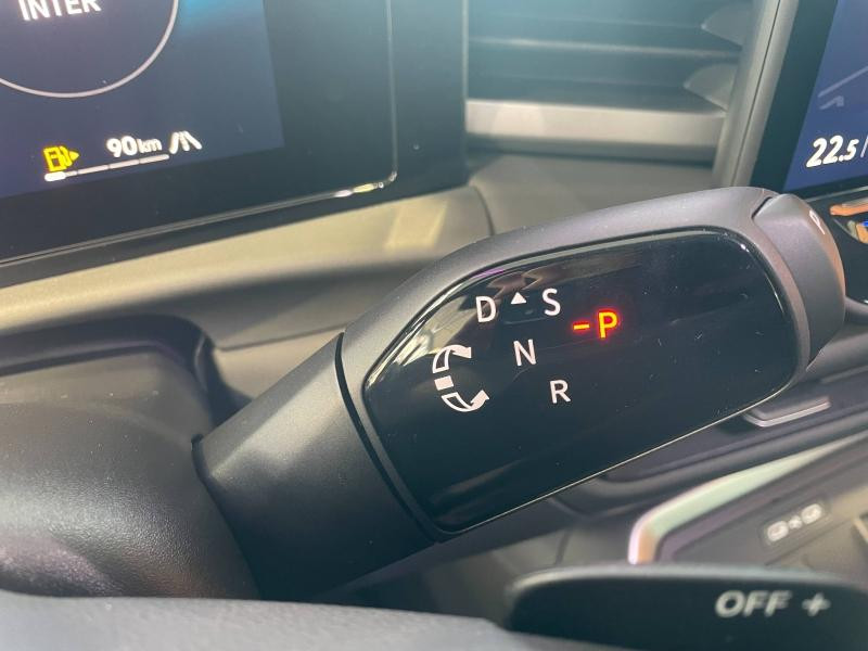 Used VOLKSWAGEN T-Roc 1.5 eTSI 150 Ch R-Line DSG7 / GPS / Caméra  360° / Siège chauffant avant  / Hayon électrique / 2025 Blanc Pur/Toit Noir € 41289 in Sarrebourg