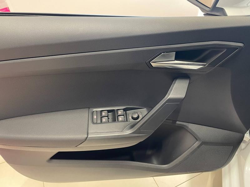 Occasion SEAT Ibiza 1.0 TSI 95 Ch Copa BVM 5 / Capteurs / Digital Cockpit / Roue de secours / App Connect 2025 Blanc Nevada métal 18989 € à Sarrebourg