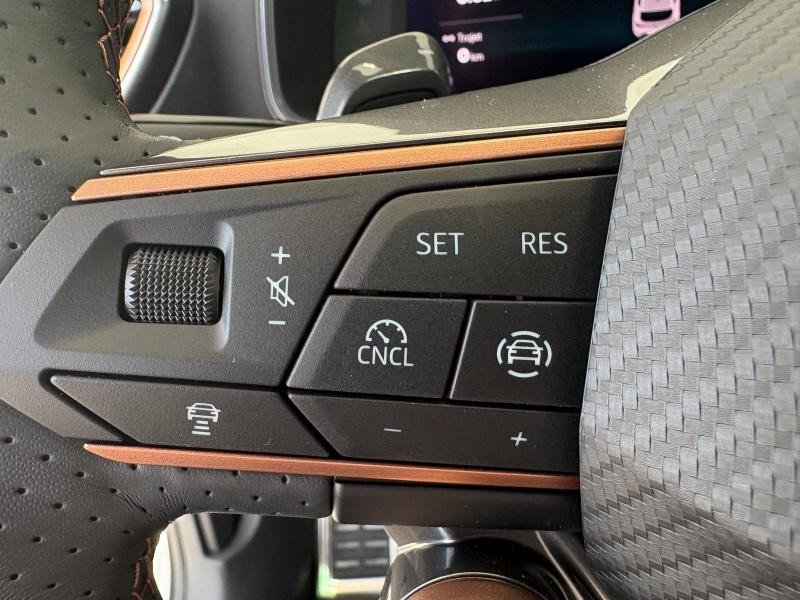 Occasion CUPRA Leon 1.5 eTSI Hybrid 150 ch V DSG7 / Siège chauffant / Caméra / Roue de secours / GPS / App-Cpnnect 2026 Blanc Nevada métallisé 35989 € à Sarrebourg