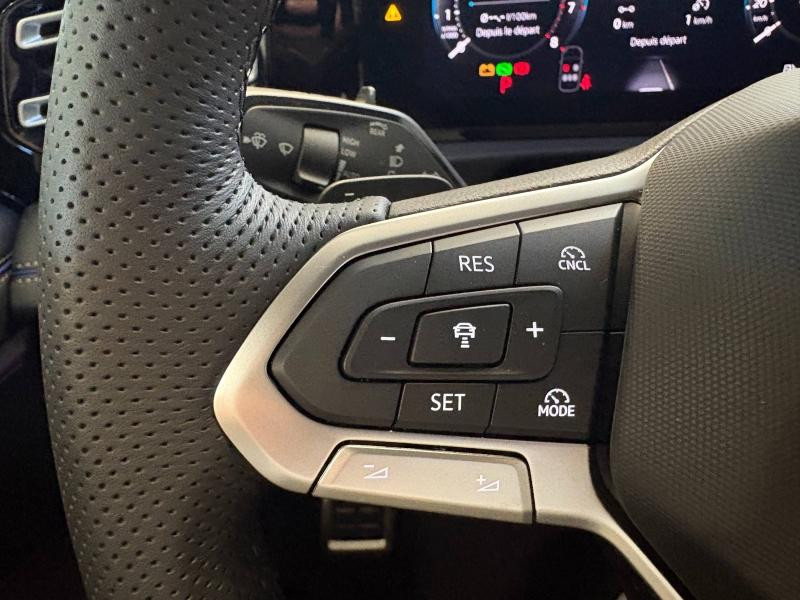 Occasion VOLKSWAGEN Tiguan 1.5 eTSI 150ch R-Line DSG7 / Caméra/ Sièges Chauffants / Roue de secours / App-Connect 2026 Argent Dolomite métallisée 48989 € à Sarrebourg