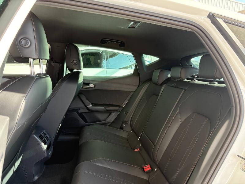 Occasion CUPRA Leon 1.5 eTSI Hybrid 150 ch V DSG7 / Siège chauffant / Caméra / Roue de secours / GPS / App-Cpnnect 2026 Blanc Nevada métallisé 35989 € à Sarrebourg