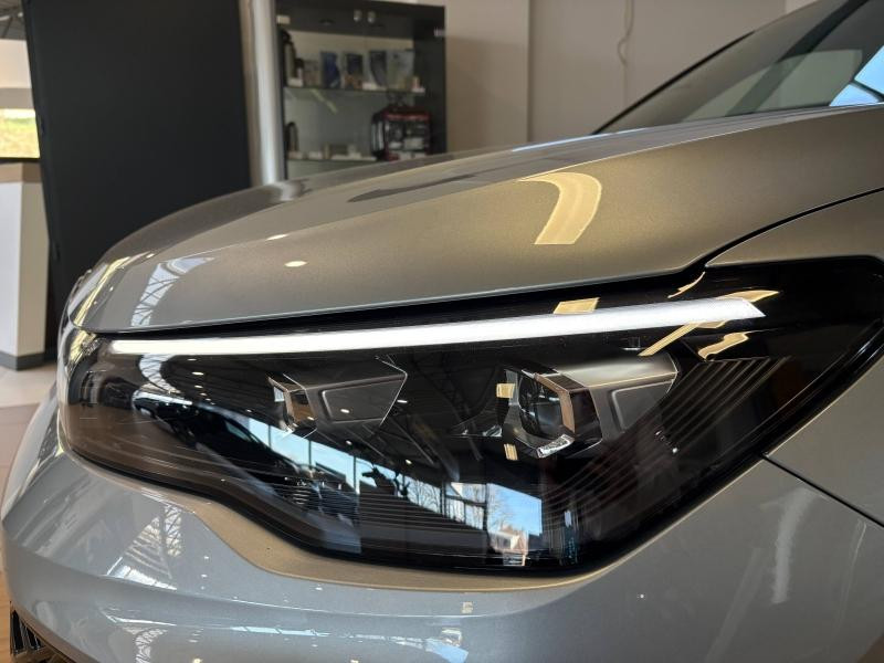 Occasion VOLKSWAGEN Tiguan 1.5 eTSI 150ch R-Line DSG7 / Caméra/ Sièges Chauffants / Roue de secours / App-Connect 2026 Argent Dolomite métallisée 48989 € à Sarrebourg