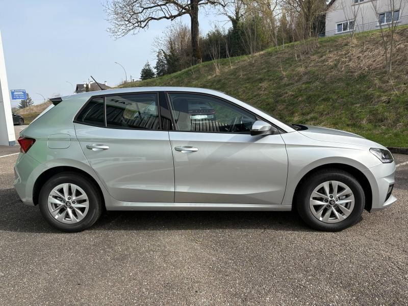 Occasion SKODA Fabia 1.0 TSI Evo2 95ch Selection / Caméra / Roue de secours / App-Connect 2026 Gris Diamant 20489 € à Sarrebourg